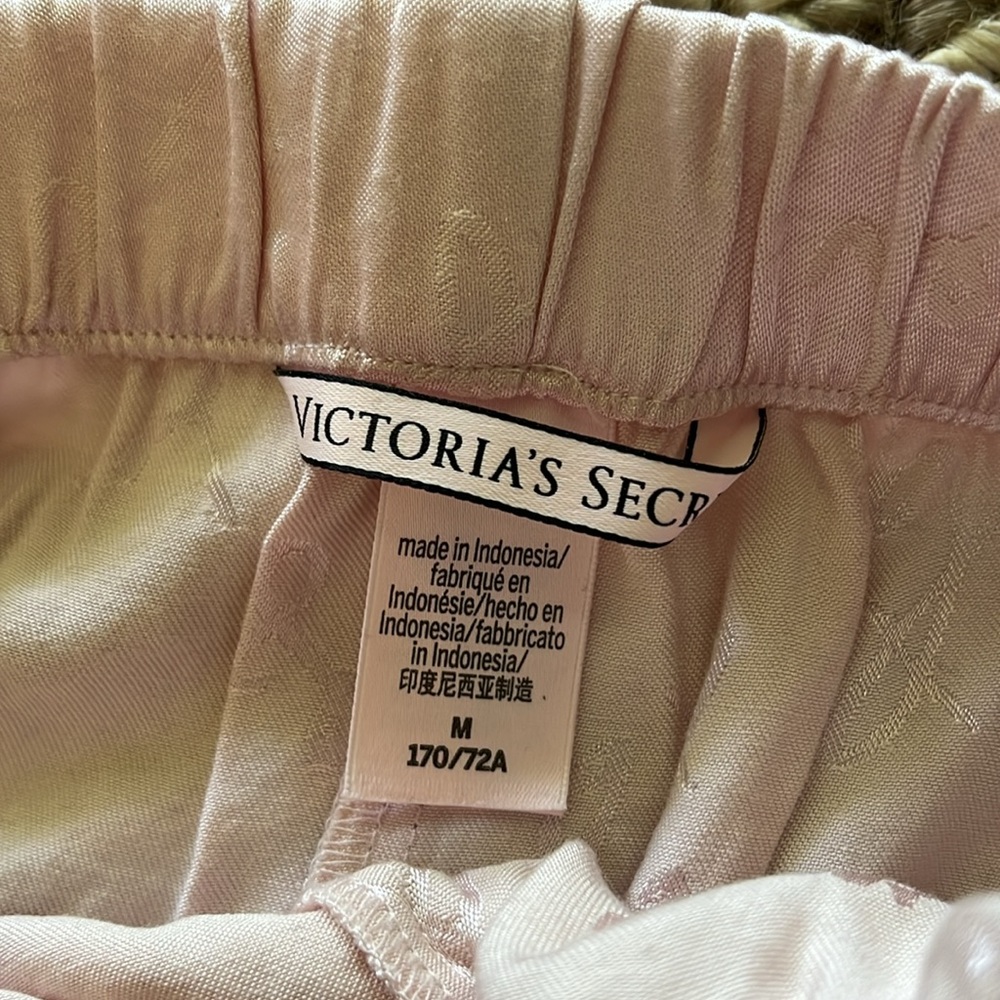 Victoria secret pj set - Picture 7 of 10